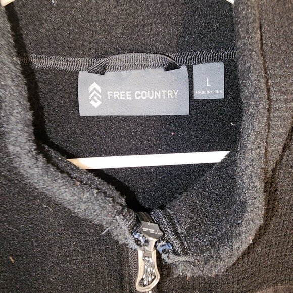 Free Country Grid Fleece Jacket with Pockets Outside in Style - Picture 3 of 6